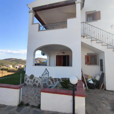 6 Beds Just Minutes From San Teodoro