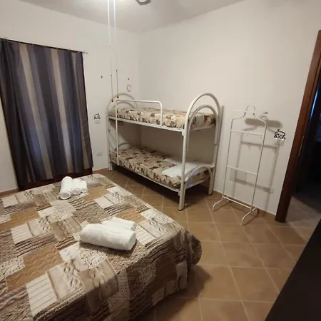 6 Beds Just Minutes From San Teodoro * Budoni